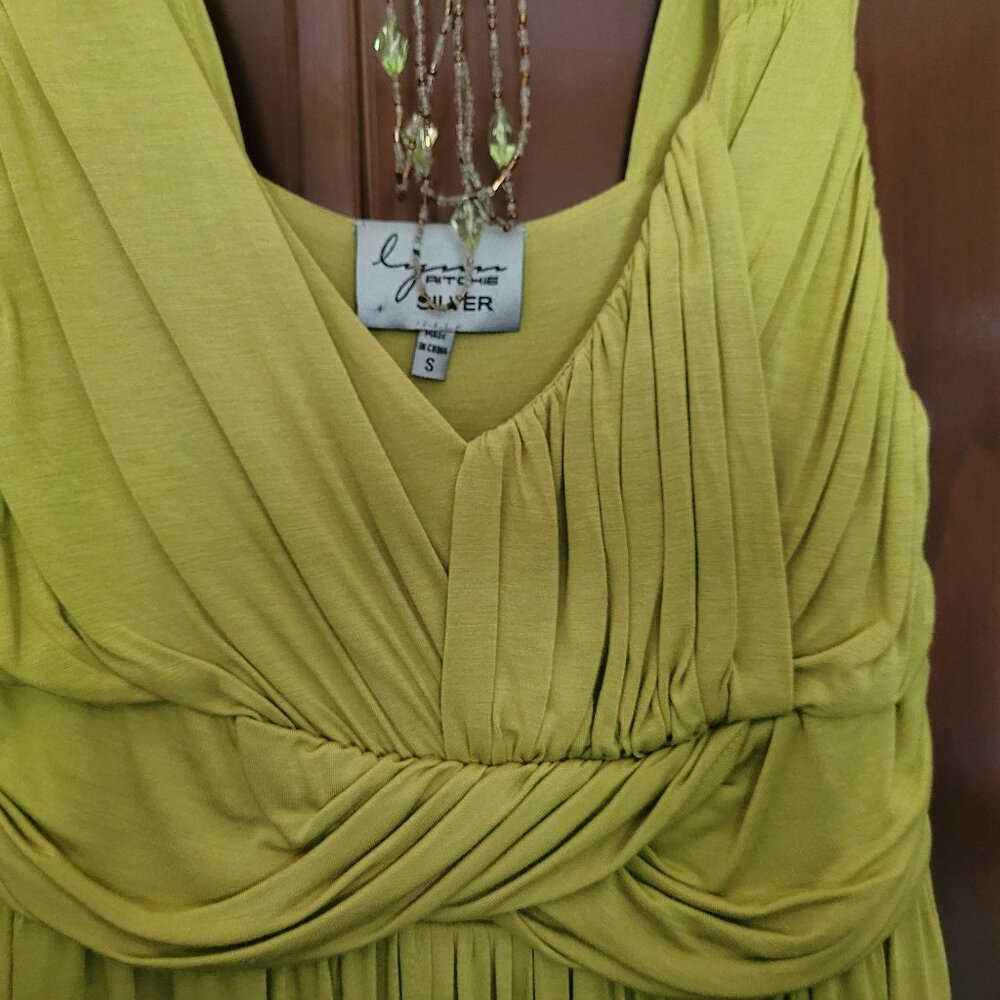 Lynne Ritchie   knit evening dress size Small